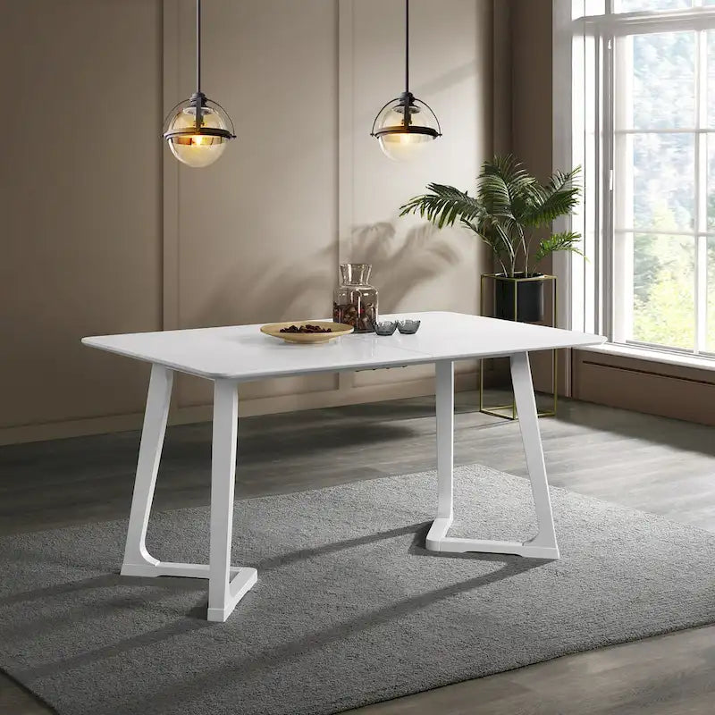 Esstisch im Mid-Century-Modern-Stil