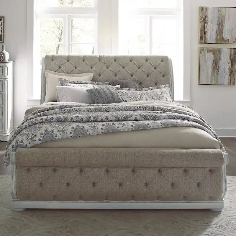 Gepolstertes Schlittenbett in Antikweiß, King-Size