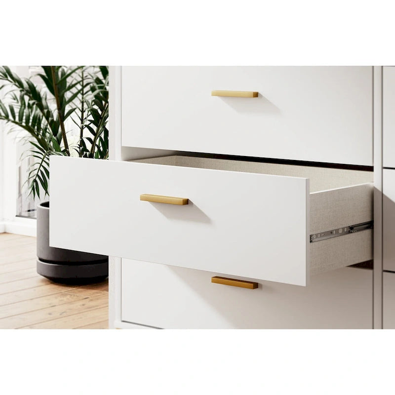 Commode blanche et dorée